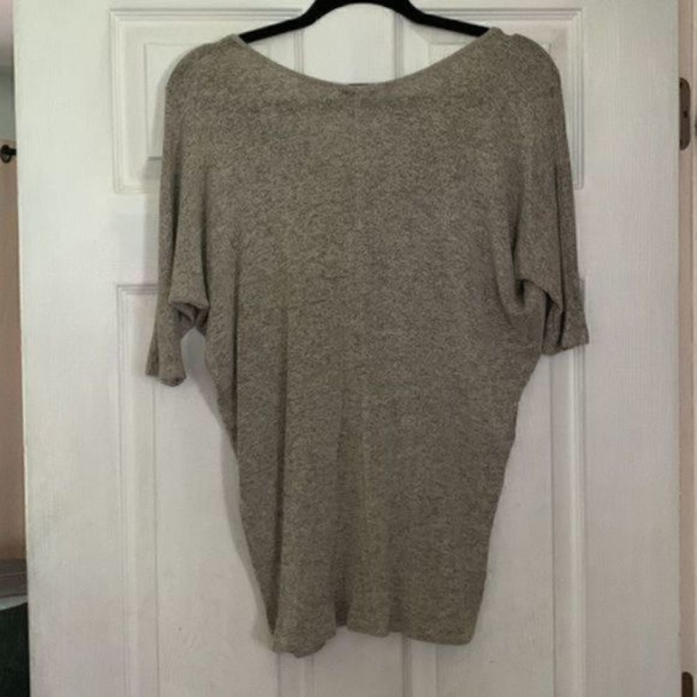 Aiden Y tan short sleeve oversized short sleeve shirt size medium - Picture 7 of 10